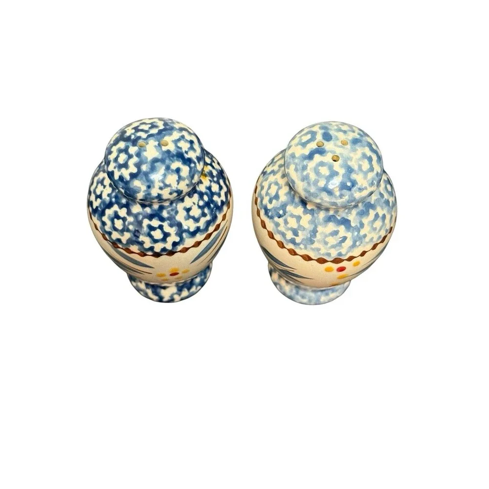 Cute Country Cottage Salt & Pepper Shaker Set Blue Speckled 3 1/2